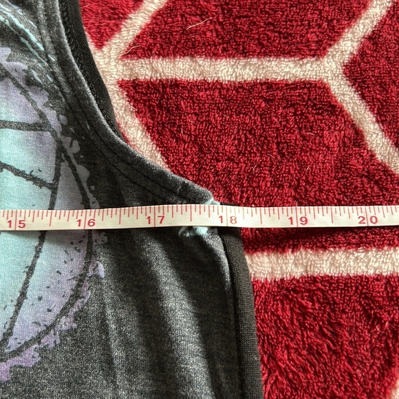 NWOT Disney Haunted Mansion Distressed Tank Top - Medium - Picture 6 of 6